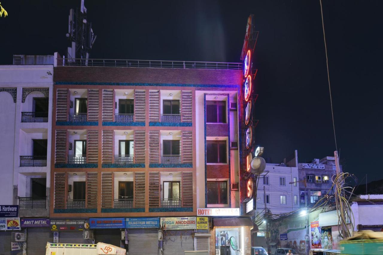 Hotel Revels By A1Rooms New Delhi Exteriör bild